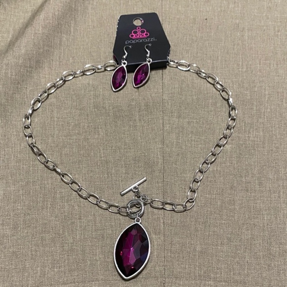 Paparazzi Silver Necklace with Deep Purple Accents